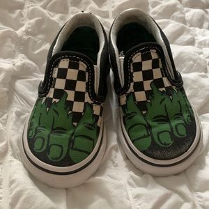Toddler Hulk Vans size 4.5